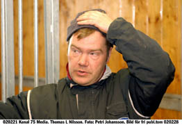 Örebrotränaren Thomas L Nilsson ser ljust på tillvaron just nu. Med sina elva hästar i stallet har han börjat det nya året strålande. Foto: Petri Johansson.