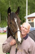 Seth Bowl med tränare Sven Andersson.Toppar just nu omröstningen av vem somvinner Breeders Crown för 4-årigahingstar/valacker.