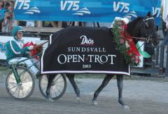 Panne De Moteur vinnare av Sundsvall Open Trot. Foto; A.Lindblom/Travkompaniet