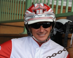 V&auml;rldens segerrikaste kusk, Dave Palone, &auml;r klar f&ouml;r Elitloppet. Foto av Foto-Tarzan