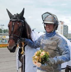 Tunika och Björn Goop var mångas spik på Solvalla V86. Foto: Claes Kärrstrand Foto av CLAES KÄRRSTRAND