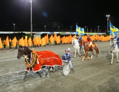 Makethemark stor liten vinnare av Jubileumspokalen. Foto av Maria Holmén, TR Bild