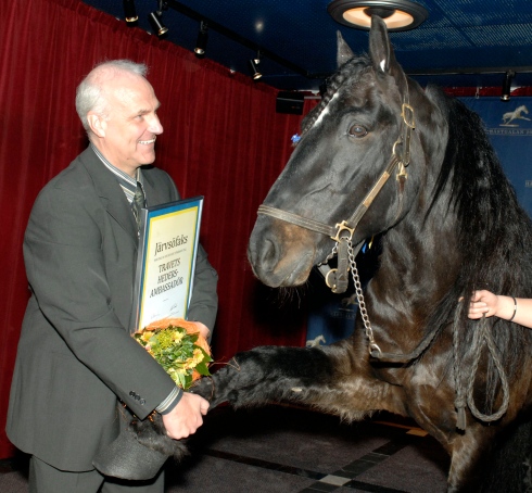 Järvsöfaks firades under Årets Häst-galan på Rondo i Göteborg 2010. Foto: Claes Kärrstrand Foto av Claes Kärrstrand