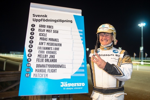 - Tre med i finalen av Svensk Uppfödningslöpning! Per Nordström nöjd efter uttagningsloppen på Jägersro Foto: Mikael Rosenquist TR Bild