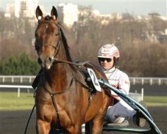 lass_drop_dominik_vincennes_lj_071211_13155