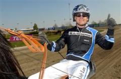 Per Lennartsson har väntat länge på att få vara med i Elitloppet. När det väl var dags fick han med två hästar. Foto: Lars Jakobsson