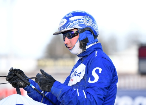 Rikard N Skoglund (bilden) står på lika många segrar som ligaledaren Ulf Ohlsson. Foto av Malin Albinsson/TR Bild