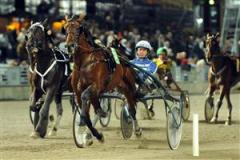 4-red-hot-dynamite-mal-lj_090923_214043