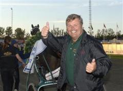 stefan_hultman_glad_091015_181624