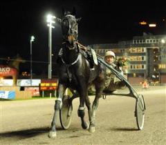 6-target-hoss-segerdef-lj_091111_222731