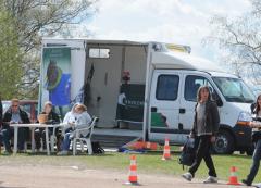 Travkompaniet kommer till Umåker. Foto: ALN
