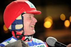 Lasse Punkari flitig gäst i vinnarcirkeln. Foto av LARS JAKOBSSON