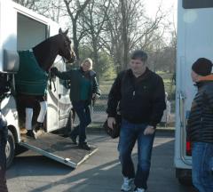 Framme på Vincennes där Stefan och Örjan hade koll när Maharajah klev ur bussen.  Foto; A.Lindblom/Travkompaniet