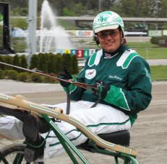 Stefan är lite inne på att Inlines kan bli så smått fundersam över den korta distansen han ska ut över idag.Foto: Annika Lindblom