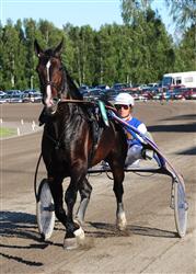 brioni_lovgren_joakim_ck_100330_95054
