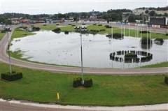 solvalla_mycket_vatten_080805_192052