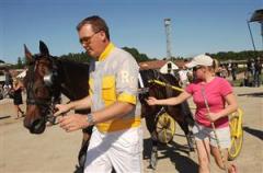 besviken_ron_burke_2_mh_090531_194122