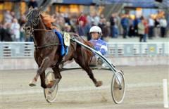 nu-pagadi-mal-lj_090907_172733