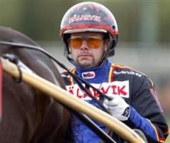 patrick-wickman-mg_100414_162536