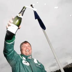Hultman-Stefan-champagne-1