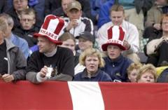 danska_fans_solvalla_110606_153721